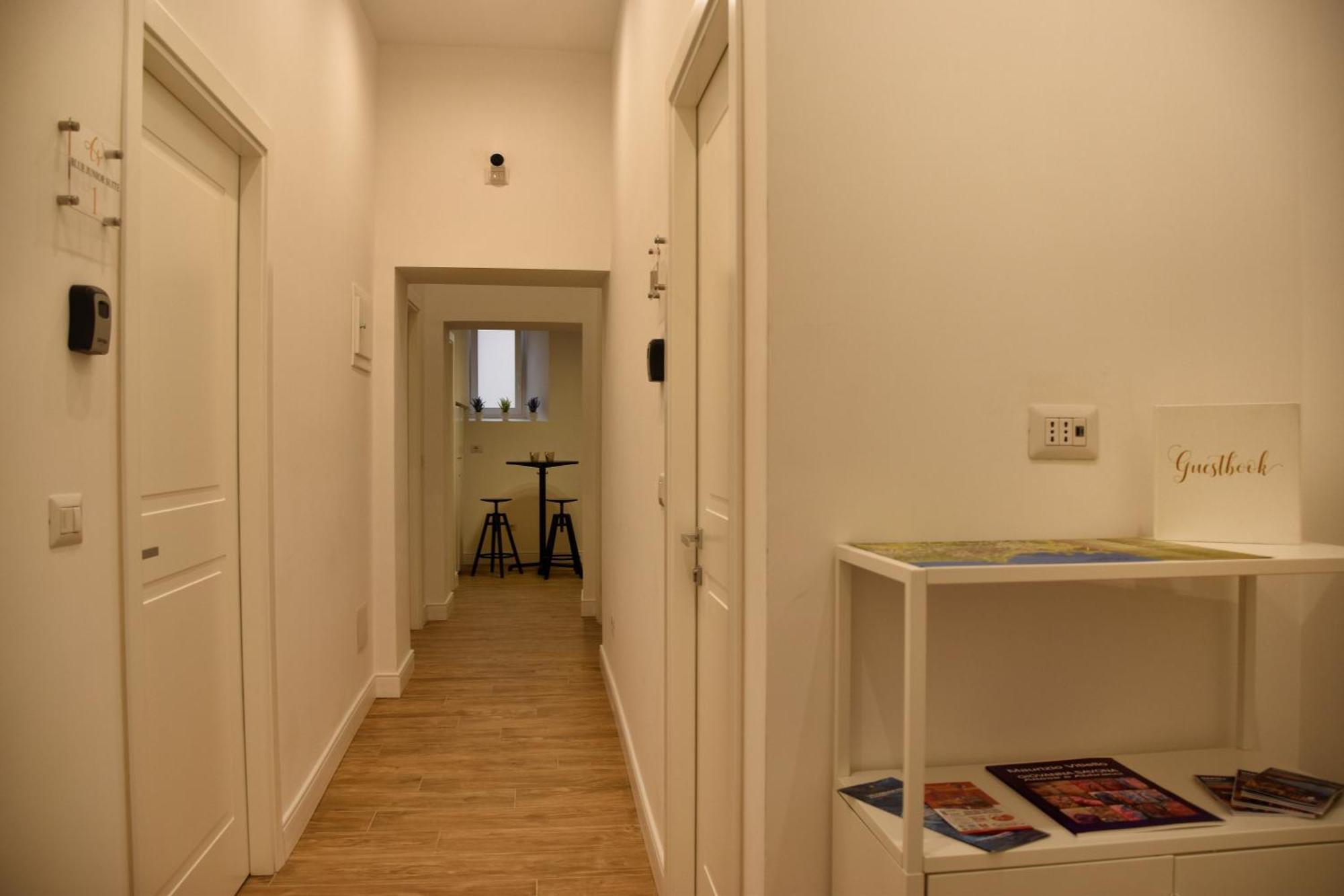 Centro Storico Rooms Napoli Exterior foto